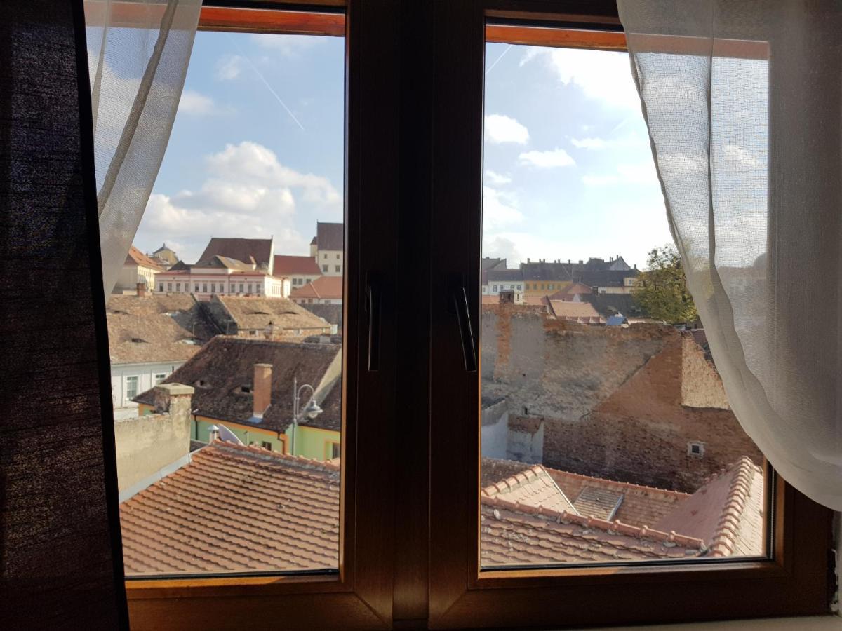 Diane'S Apartament ซีบิว ภายนอก รูปภาพ