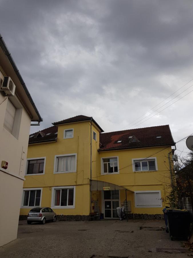 Diane'S Apartament ซีบิว ภายนอก รูปภาพ